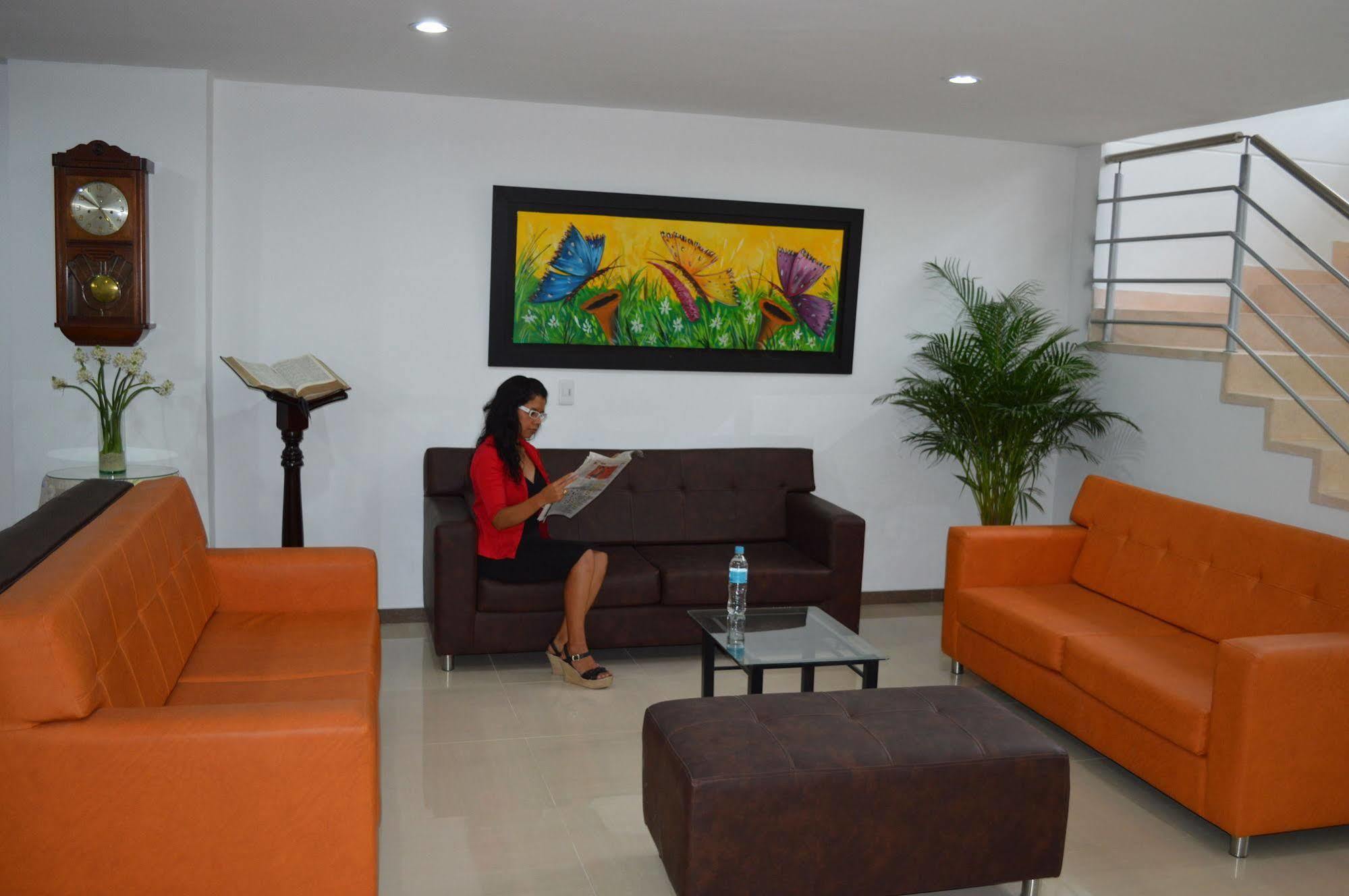 Ayenda 1501 Metropolitana Plaza Hotel Bucaramanga Ngoại thất bức ảnh