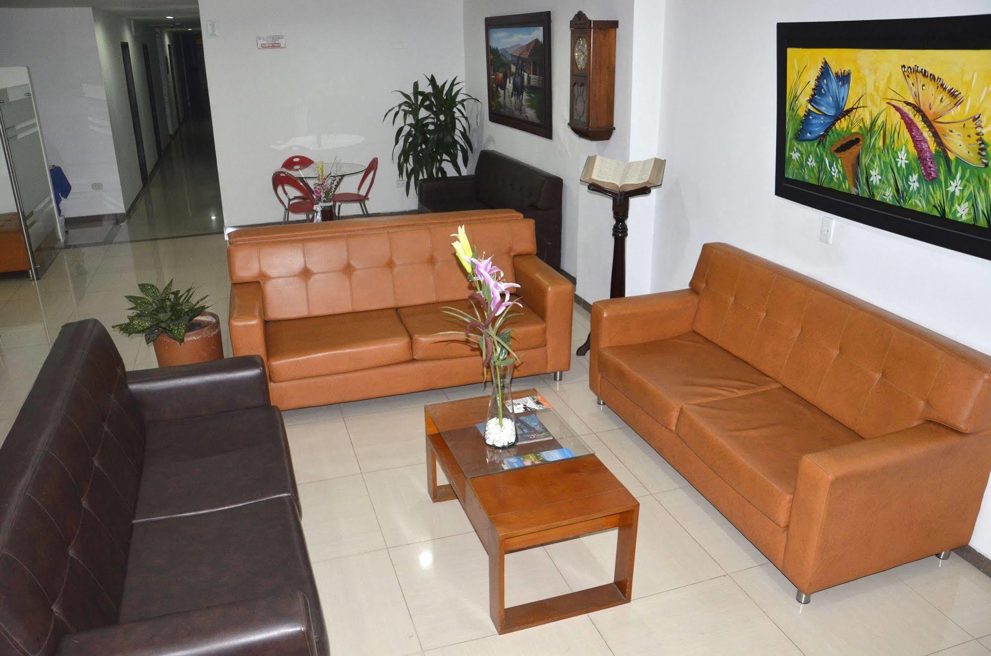Ayenda 1501 Metropolitana Plaza Hotel Bucaramanga Ngoại thất bức ảnh